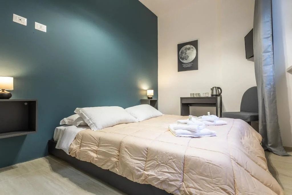 Double Room — Ethnos Relais Vaticano
