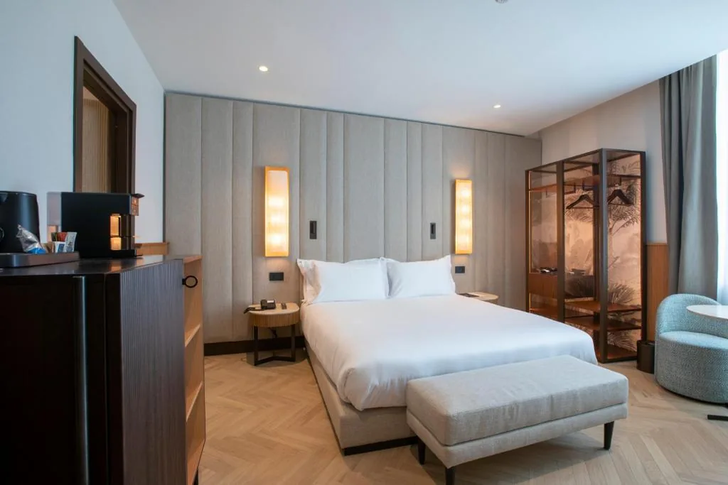 Executive Double Room — Circle6 Rome