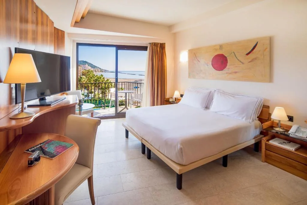 Camera Matrimoniale Executive con Vista Mare Laterale — Grand Hotel Diana Majestic