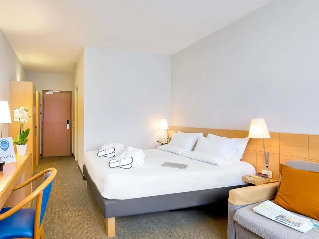 Executive Double Room — Novotel Torino Corso Giulio Cesare