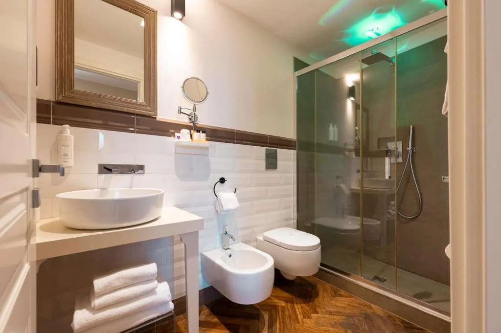 Executive Double Room — Vanity Navona