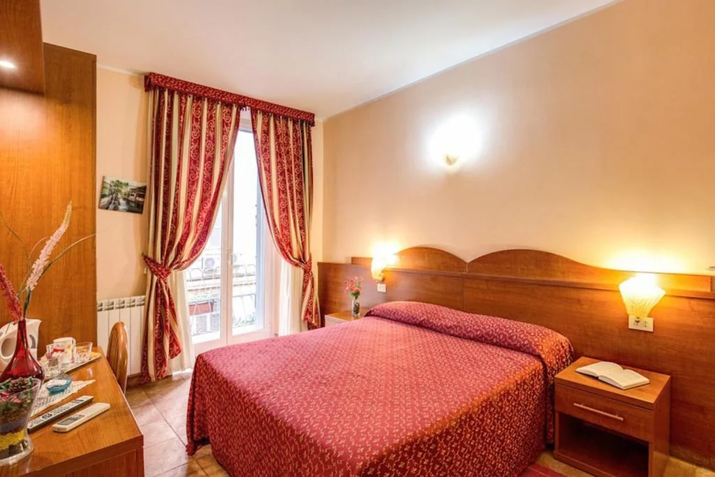 Double Room — Giovy