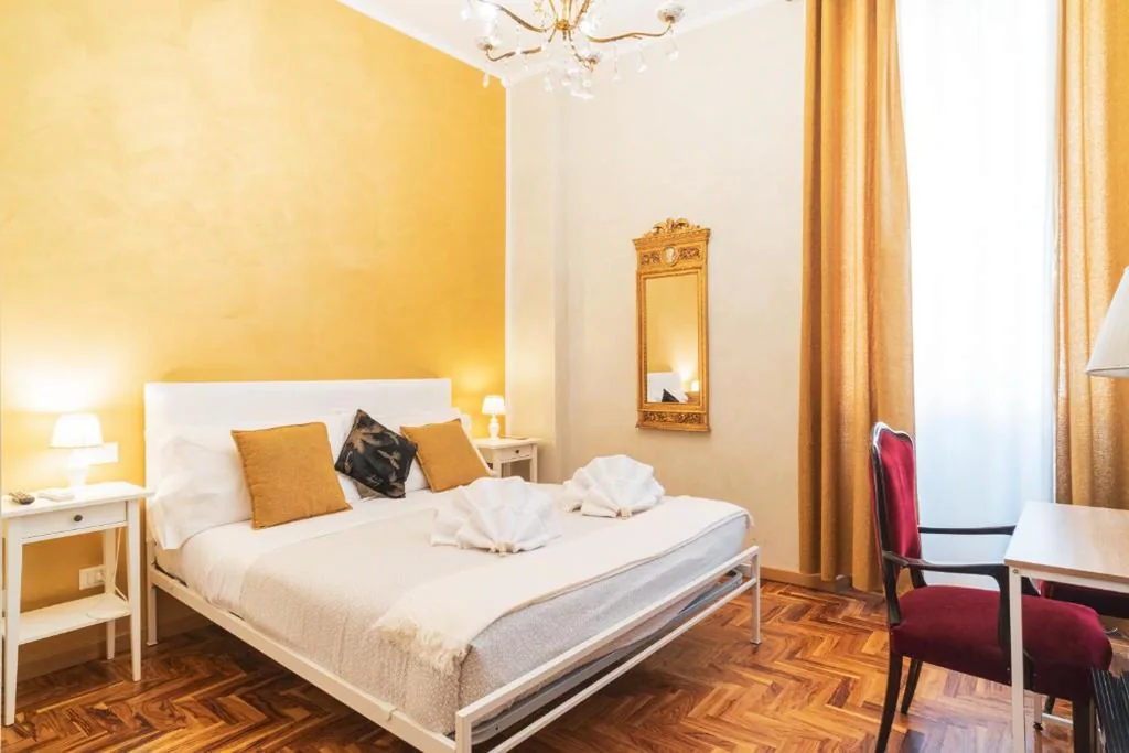 Camera Matrimoniale — Golden Rooms Piazza di Spagna