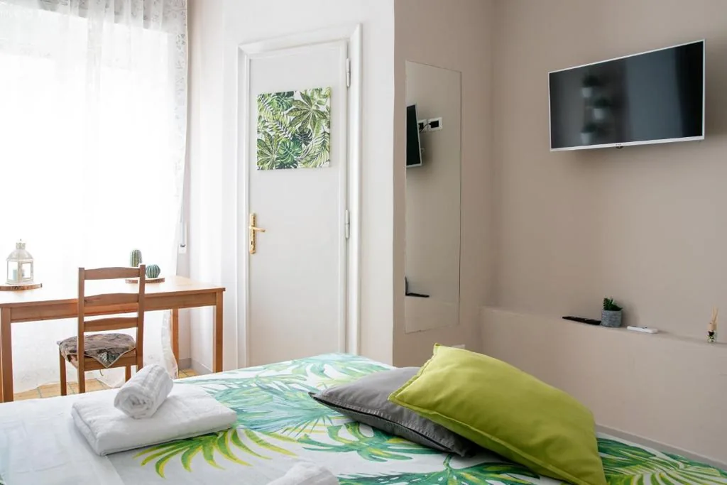 Double Room — Holiday Max