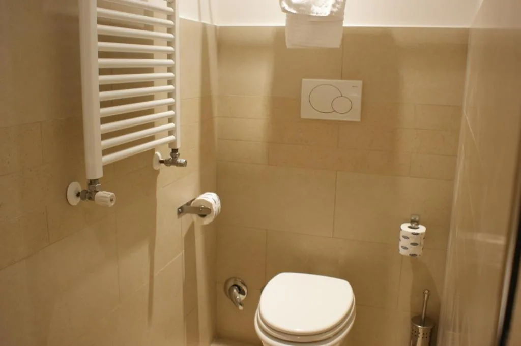 Double Room — Hotel Aniene