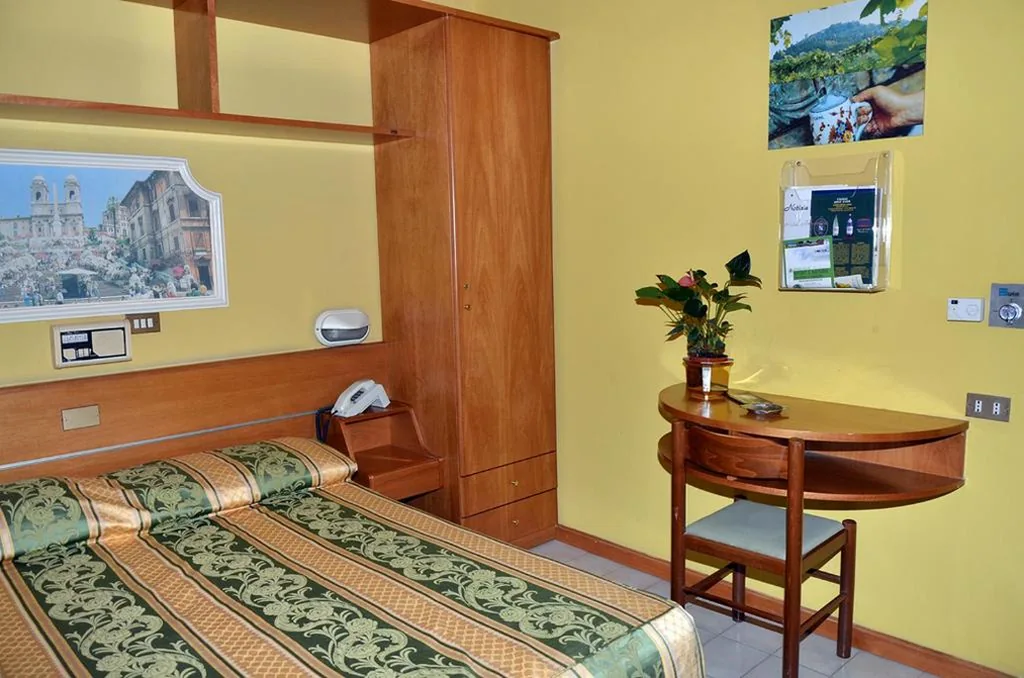 Double Room — Hotel Argentina & SPA