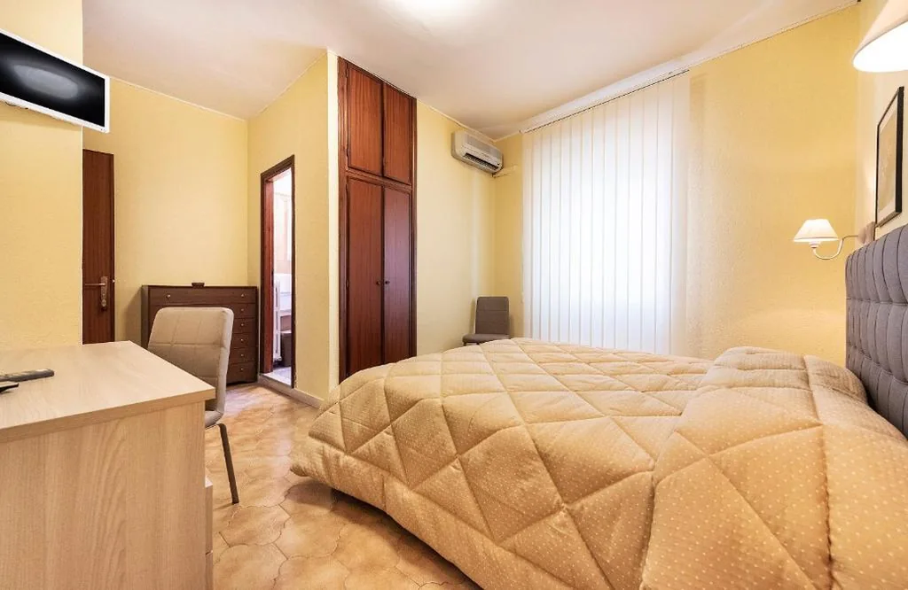Camera Matrimoniale — Hotel Aurelia
