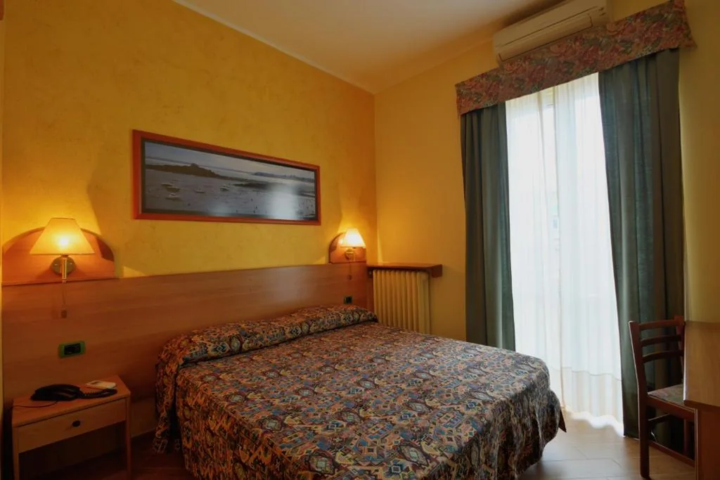Camera Matrimoniale — Hotel Eden