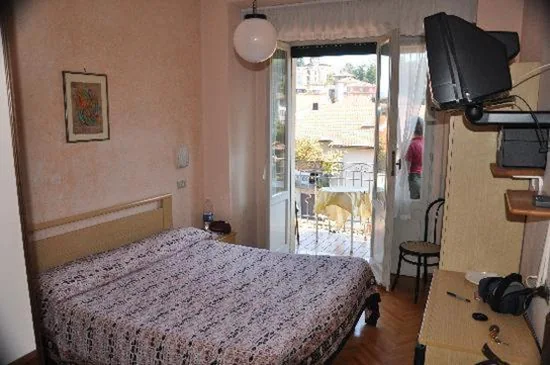 Camera Matrimoniale — Hotel Elena