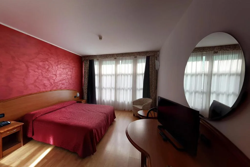 Camera Matrimoniale — Hotel Europa