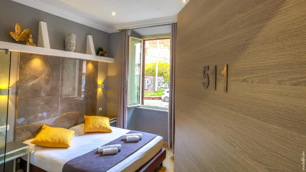 Camera Matrimoniale — Hotel Giolitti Smart