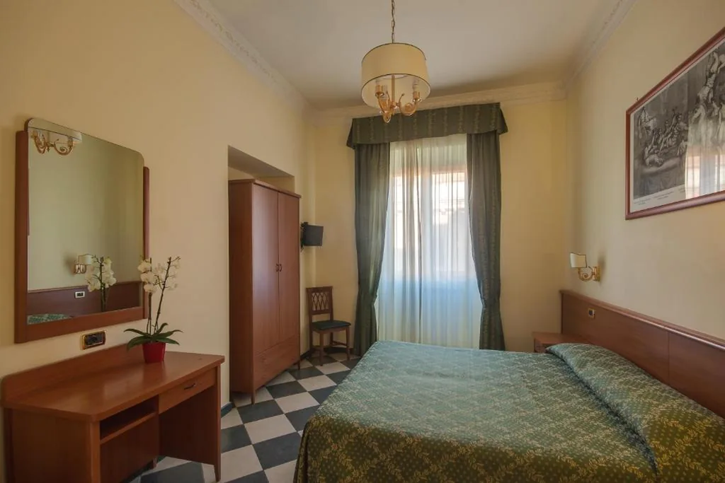 Double Room — Hotel Giorgina