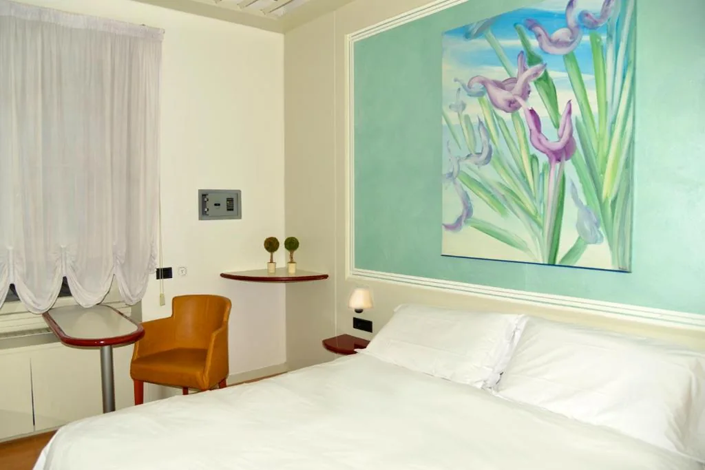 Double Room — Hotel Giotto