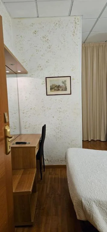 Camera Matrimoniale — Hotel Julia Trevi – Spagna