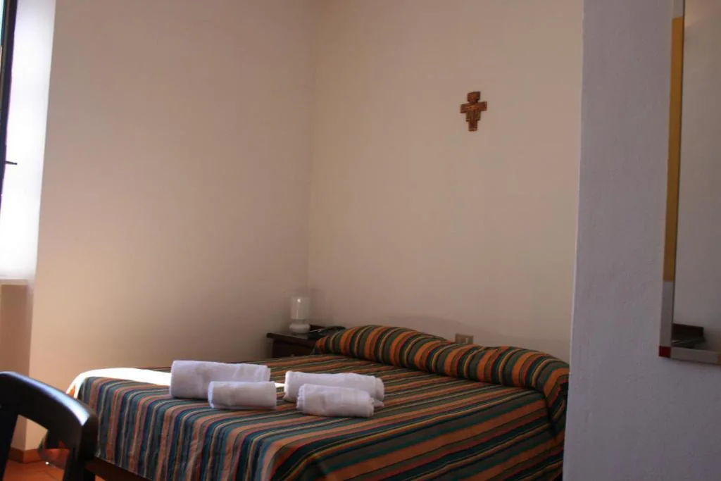 Camera Matrimoniale — Hotel La Meridiana