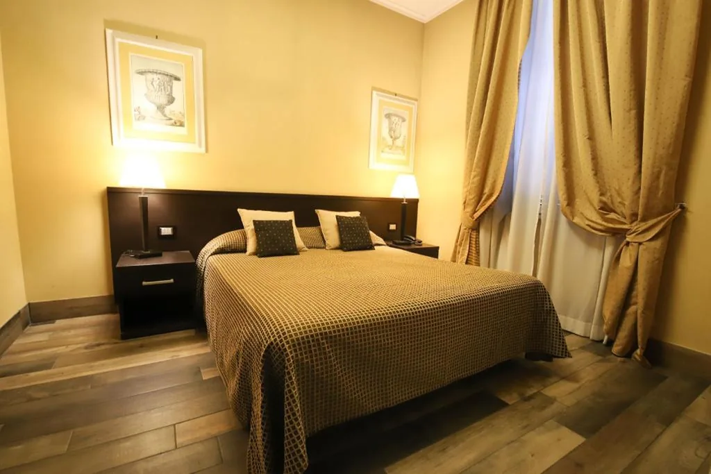 Double Room — Hotel Latinum
