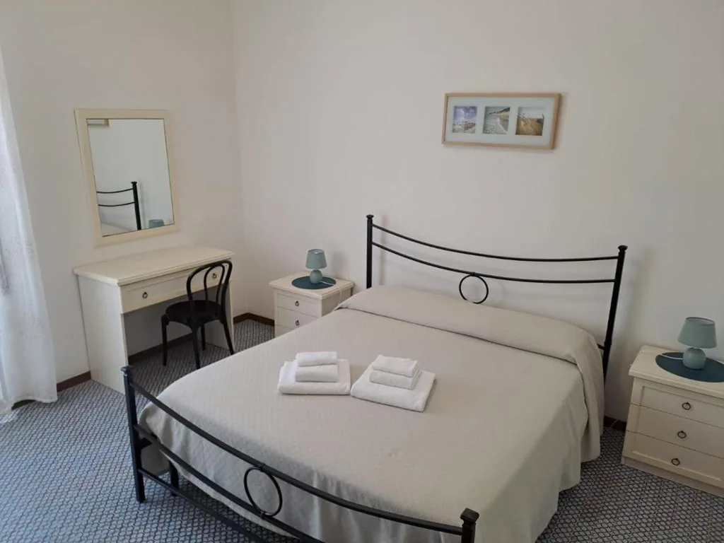 Camera Matrimoniale — Hotel Le Onde