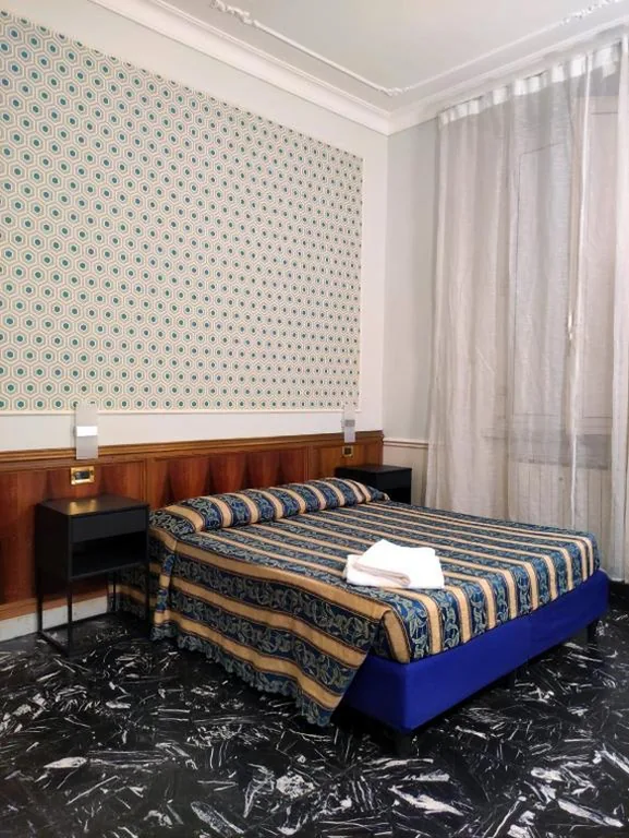 Camera Matrimoniale — Hotel Milazzo Roma