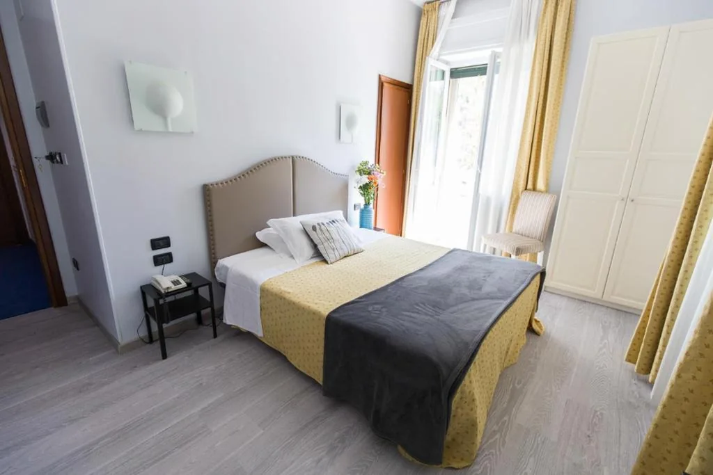 Double Room — Hotel Ponte Sassi