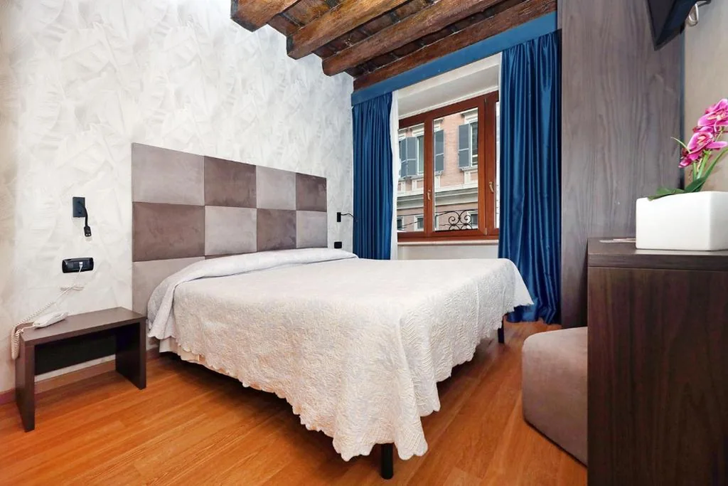 Double Room — Hotel Rimini