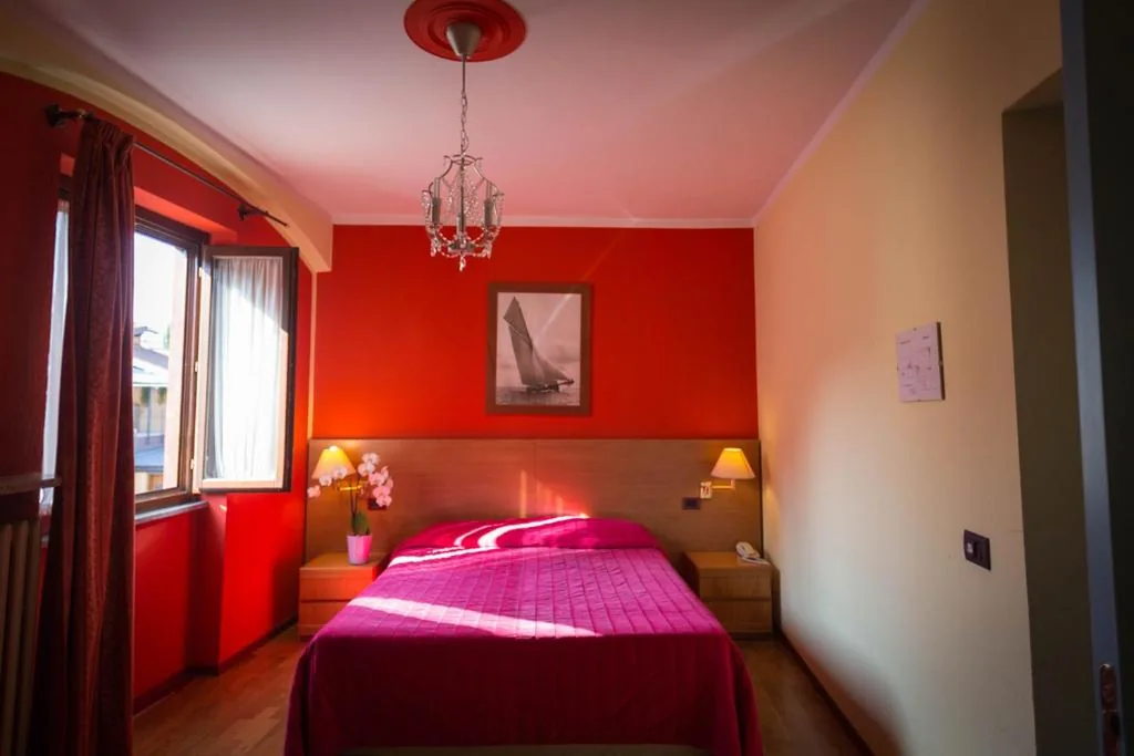 Double Room — Hotel Ristorante La Perla