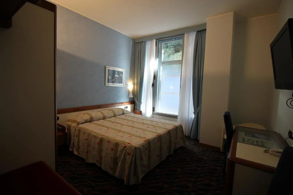 Camera Matrimoniale — Hotel San Terenzo