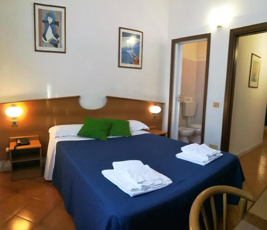 Camera Matrimoniale — Hotel Sereno