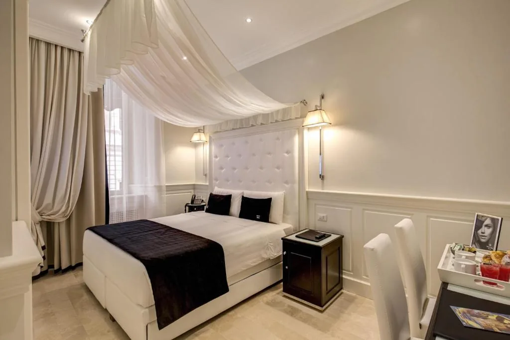 Camera Matrimoniale — Hotel Tito