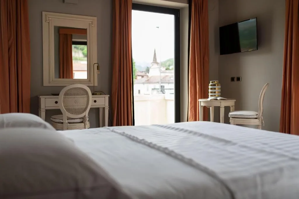Double Room — Hotel Trepiasì