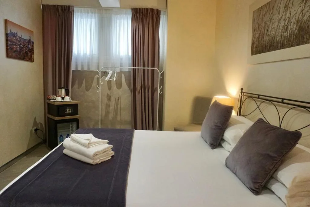Double Room — Hotel Vespasiano