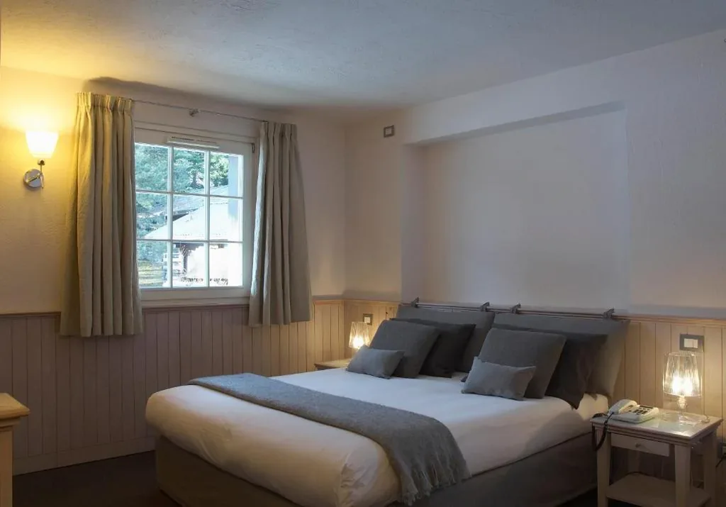 Double Room — Hotel Village