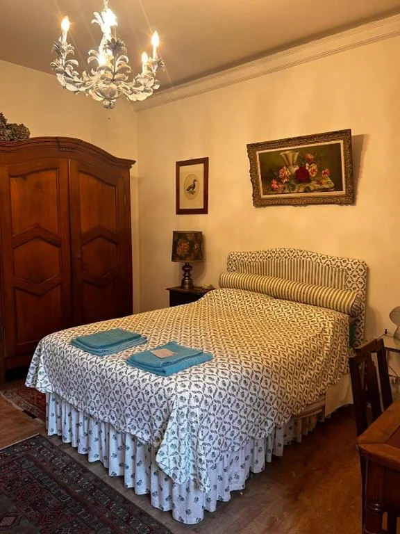 Camera Matrimoniale — Il Vecchio Teatro