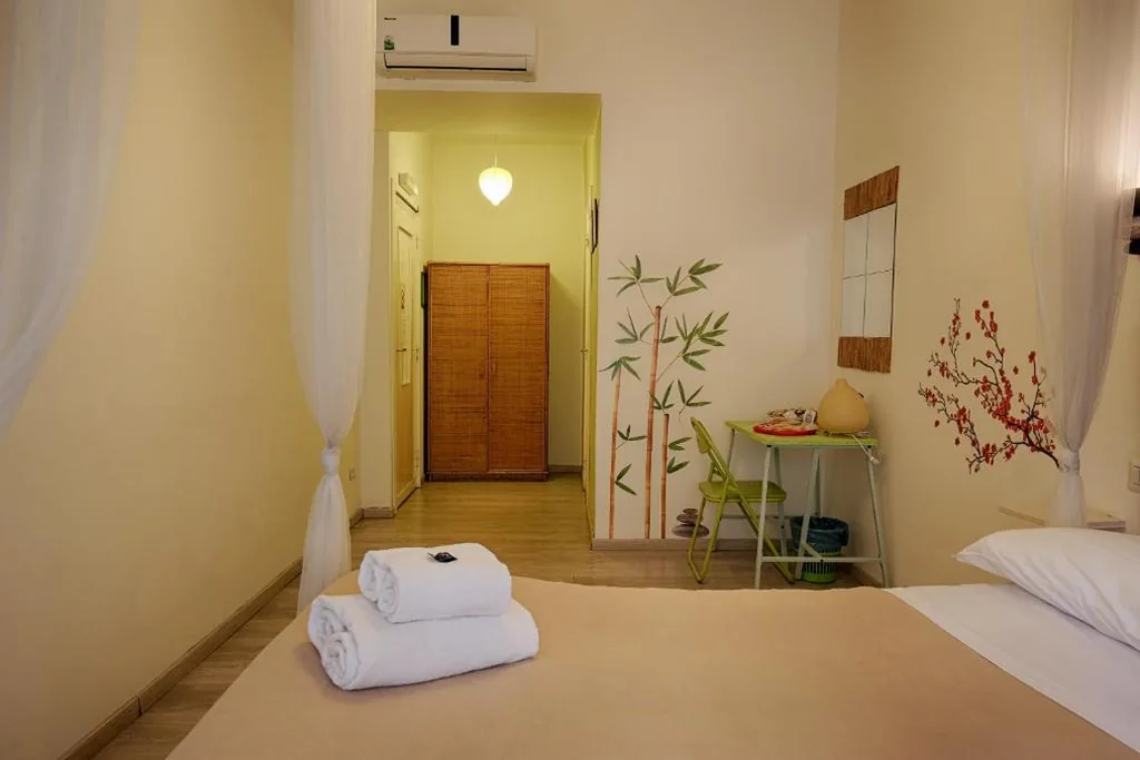 Double Room — Jet Lag Guesthouse