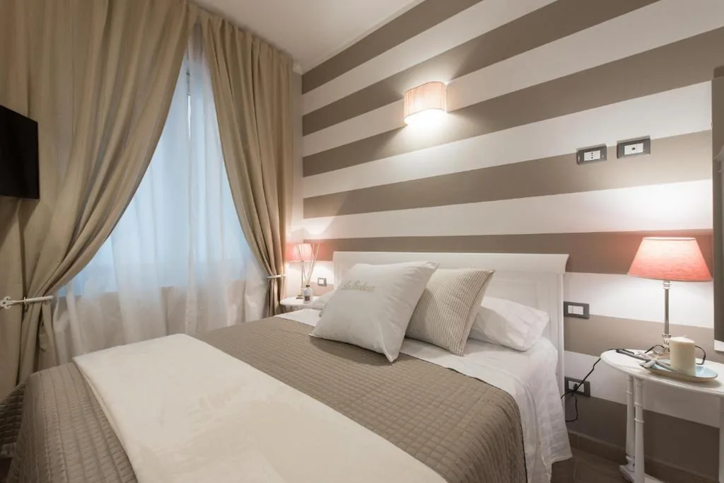 Double Room — La Bonheur, Terre Marine
