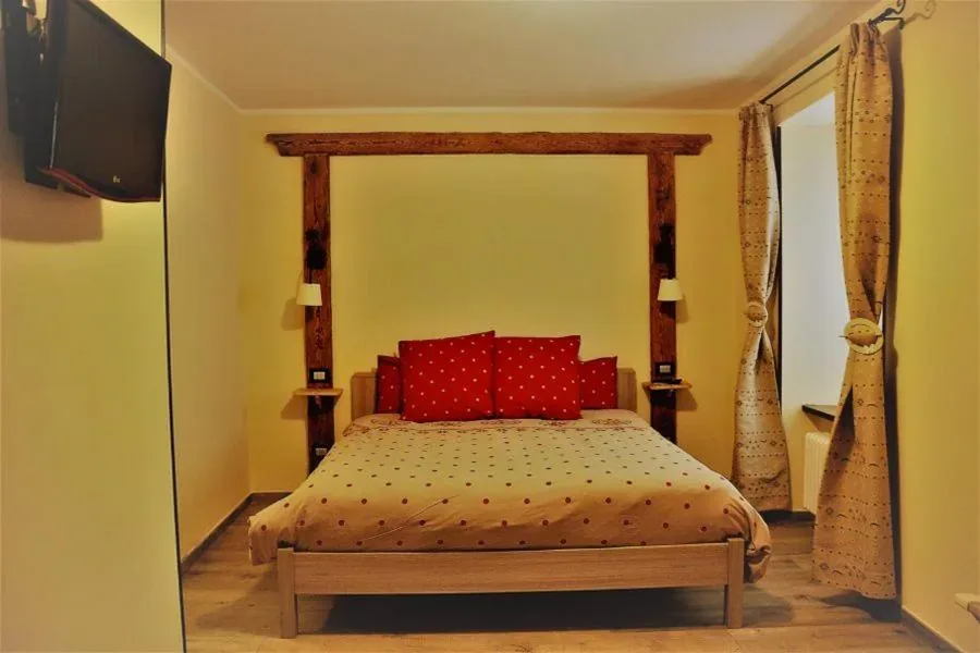 Double Room — La Boule de Neige