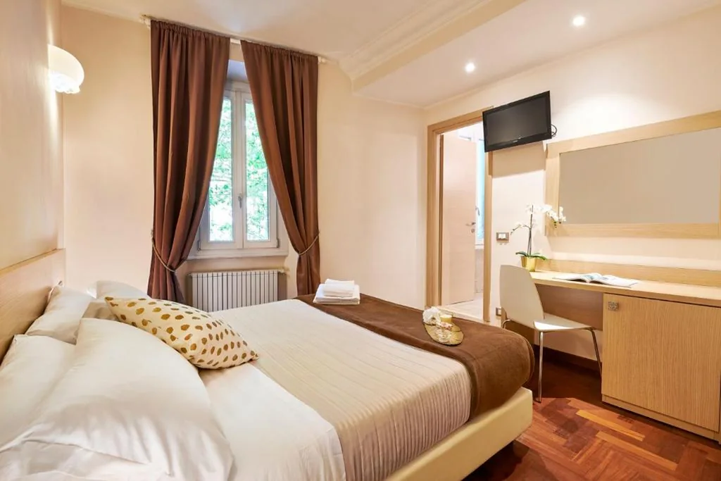 Double Room — La Piccola Maison