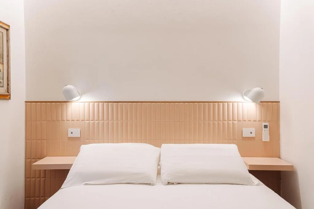 Double Room — Le camere in città