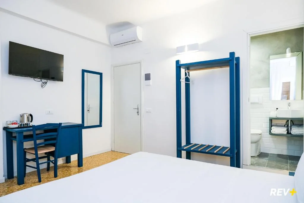 Camera Matrimoniale — Lia Art Hotel