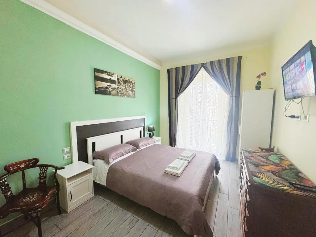 Double Room — Lili & Aurora Home