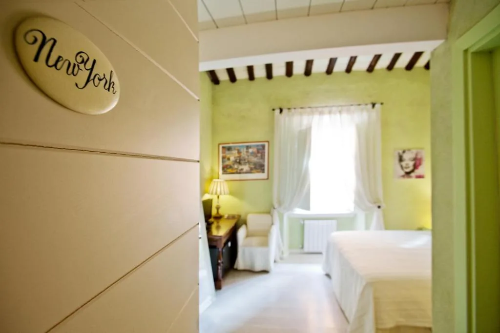 Double Room — LM Suites Spagna