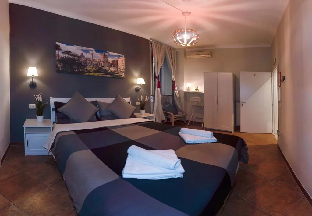 Double Room — Martini Rooms