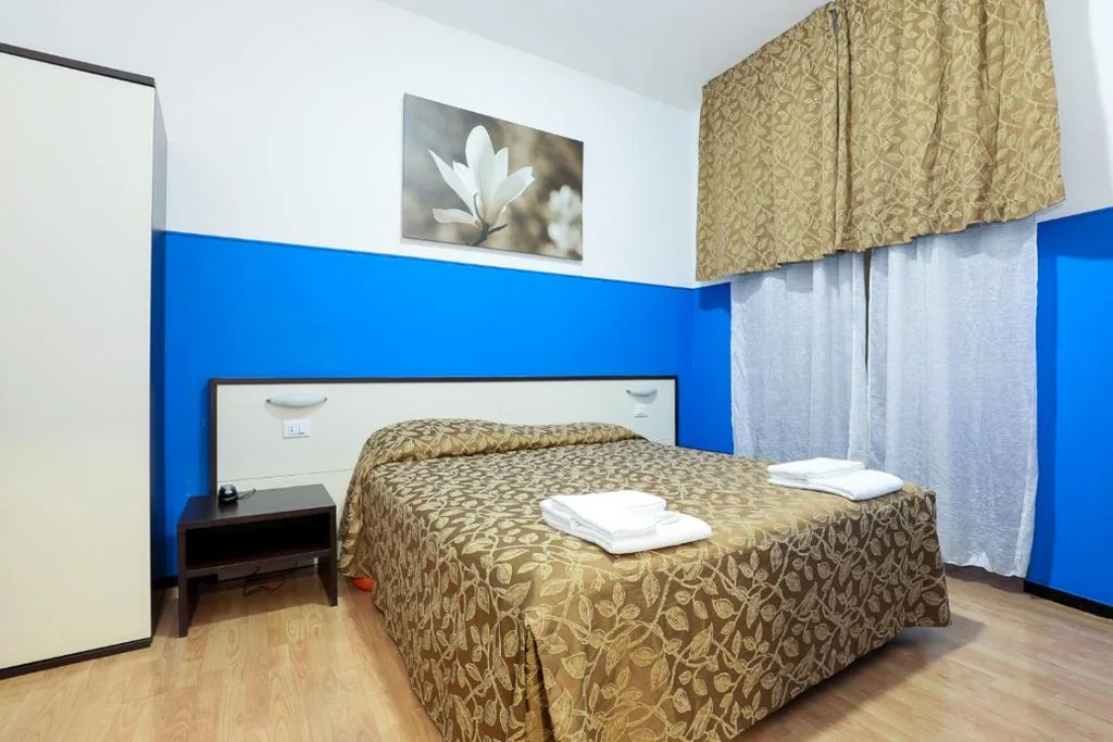 Camera Matrimoniale — Mini Hotel