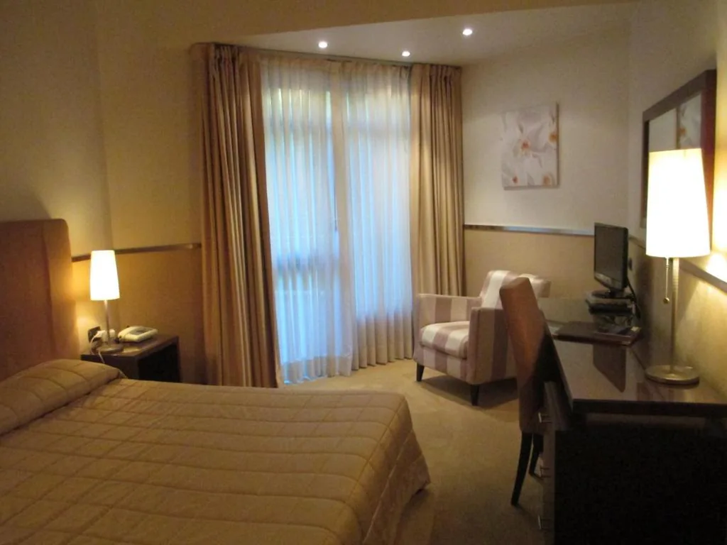 Camera Matrimoniale — Mini Palace Hotel