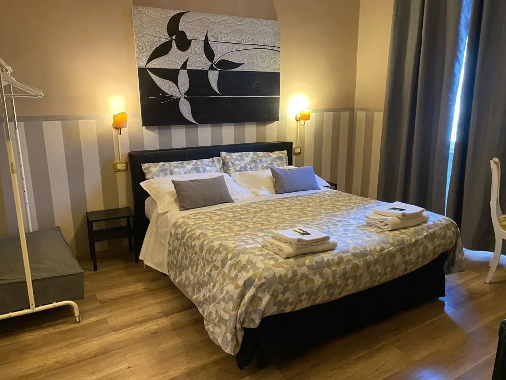 Camera Matrimoniale — Morgagni House