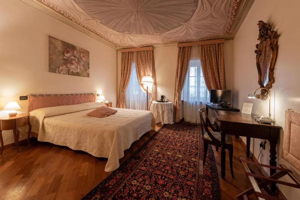 Double Room — Palazzo Finati