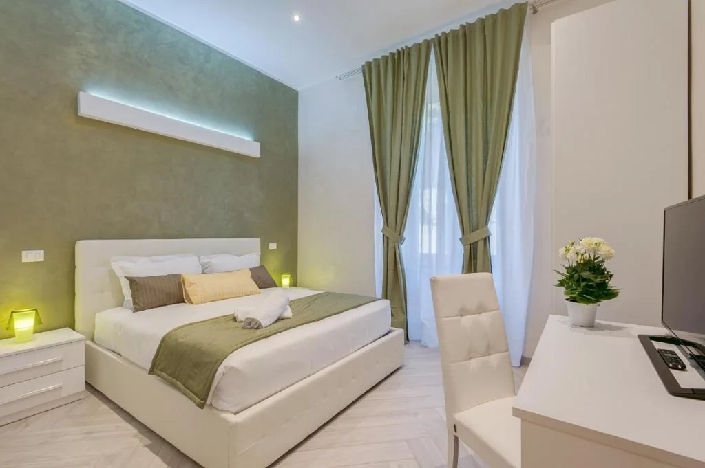 Camera Matrimoniale — Penta Luxury House