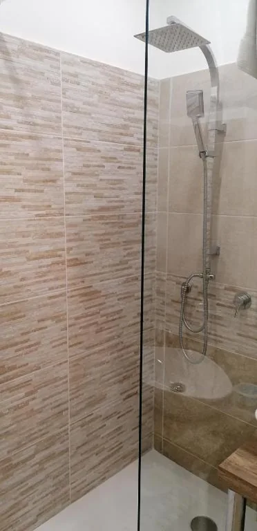 Small Double Room — Affittacamere Boccascena