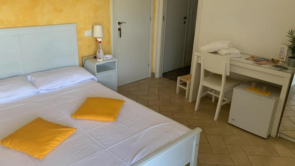 Small Double Room — B&B Campagna Casagrande