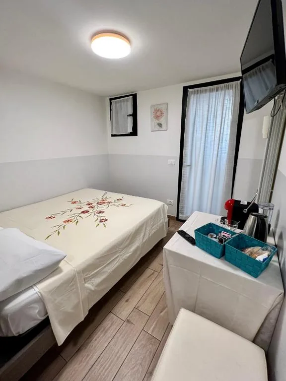 Camera Matrimoniale Piccola — Casa Zeffirino