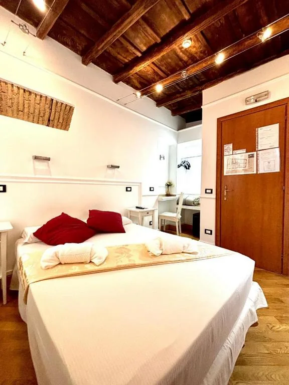 Small Double Room — Domus Ester